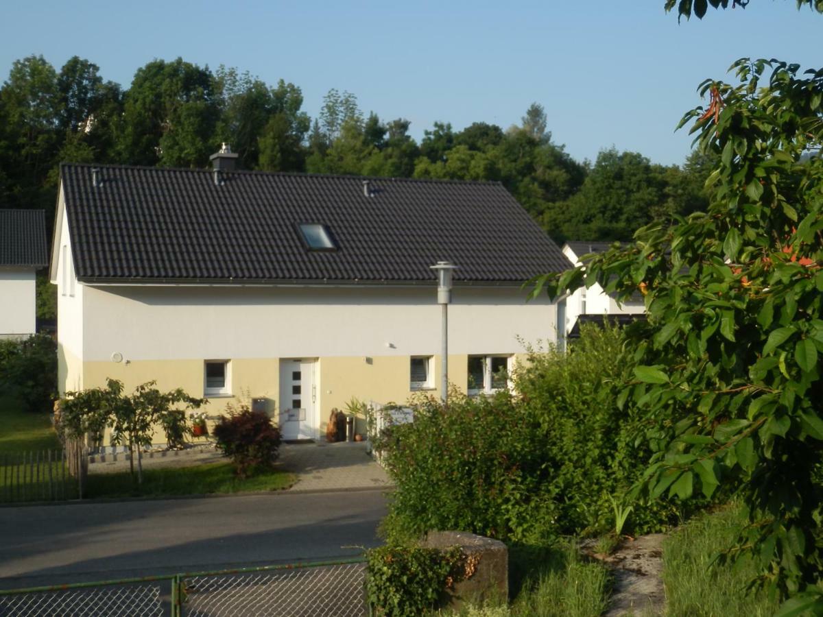 Bed & Breakfast Engen Exterior photo